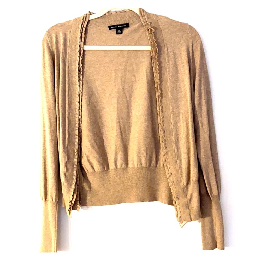 Banana republic cardigan tan size medium